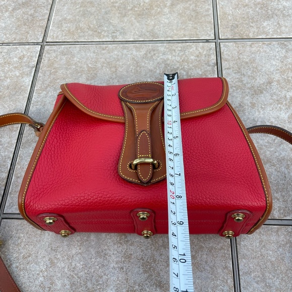 Dooney & Bourke Medium *RED* Shoulder Bag/Crossbody - Picture 12 of 16